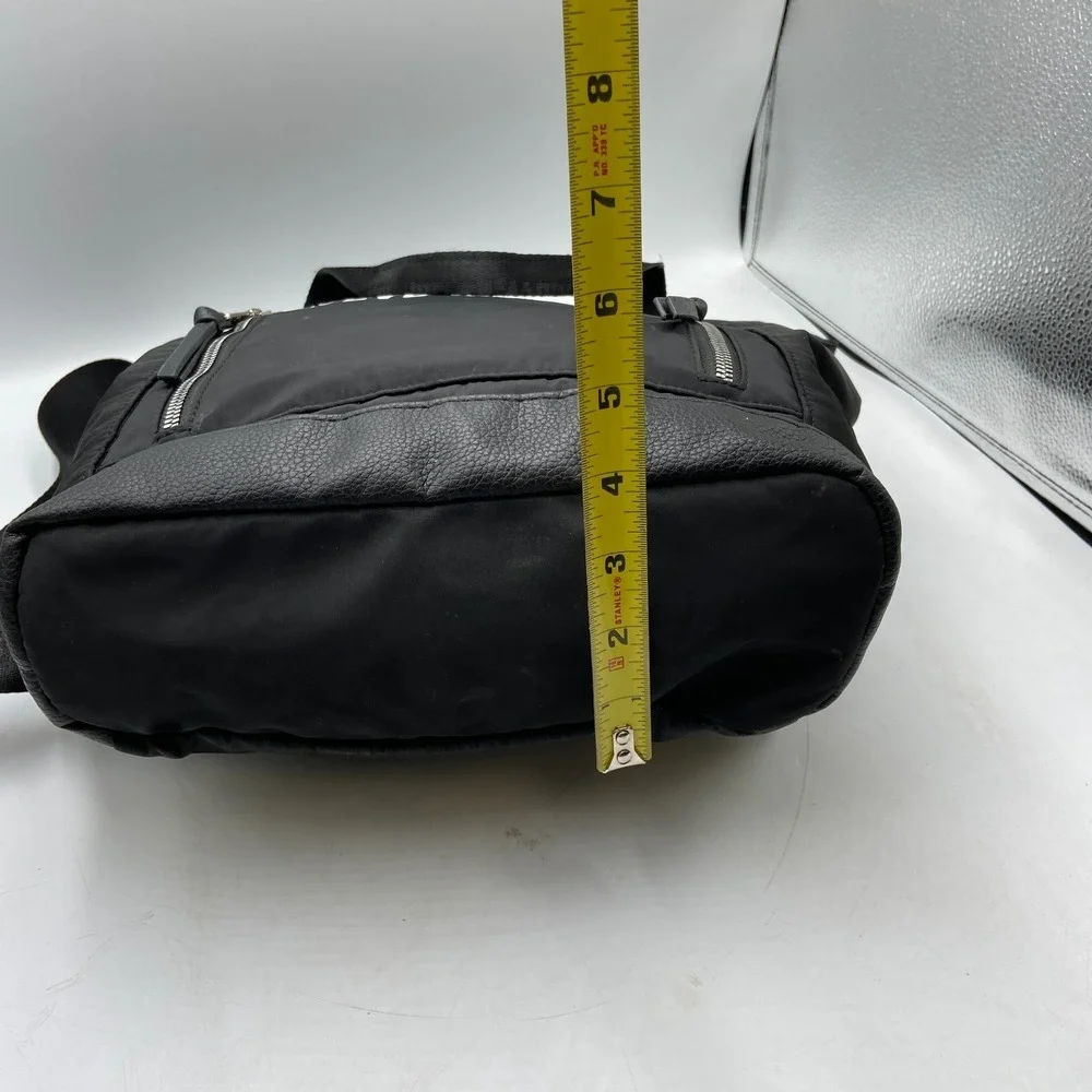 Steve Madden Backpack Theda Black Zip Inner Pocket Adjustable Strap Shoulder